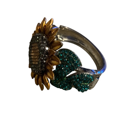 Sunflower Crystal Bracelet - Picture 4 of 5